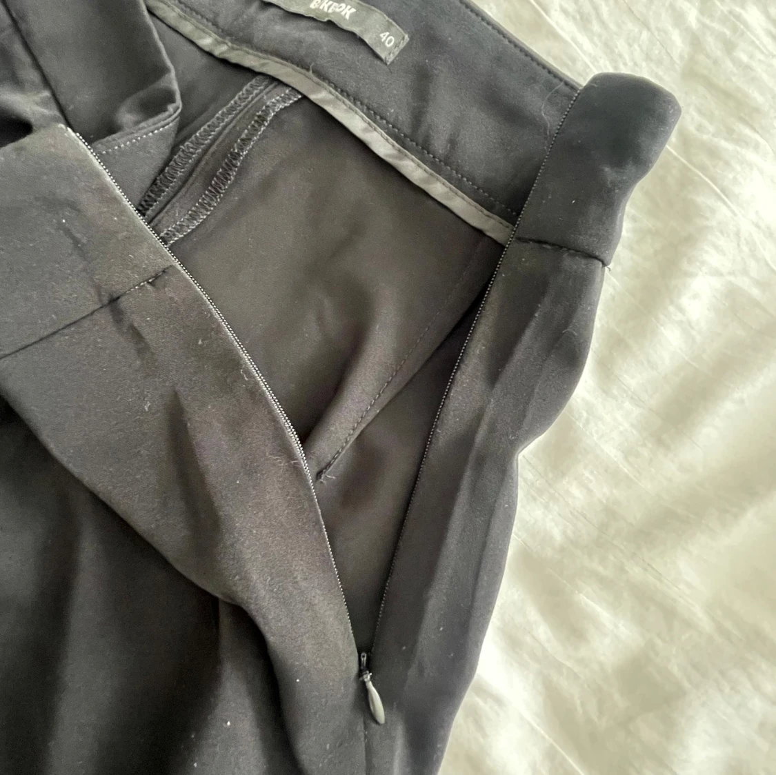 Svarta kostymbyxor - 93