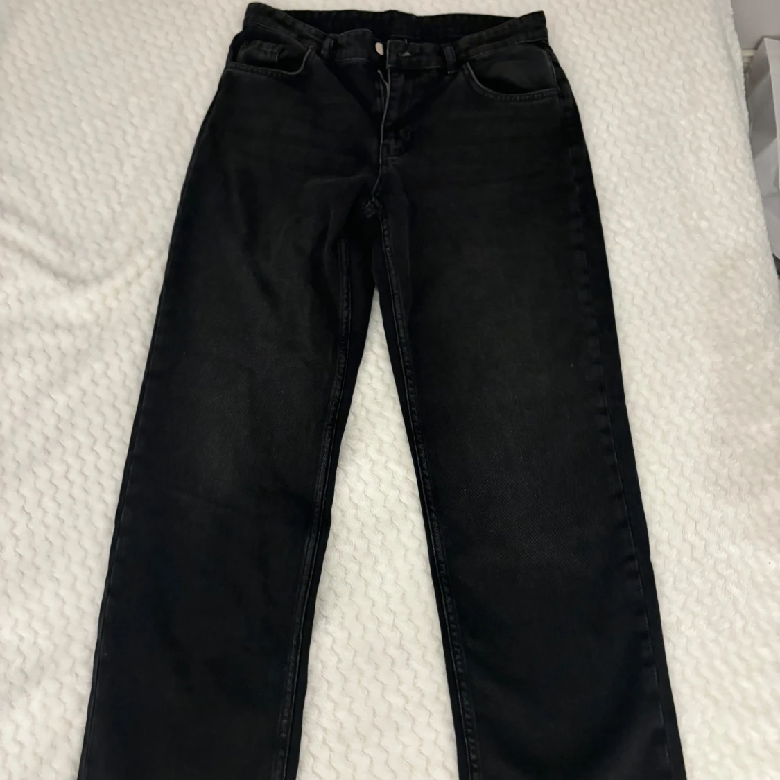 Svarta jeans  - 90