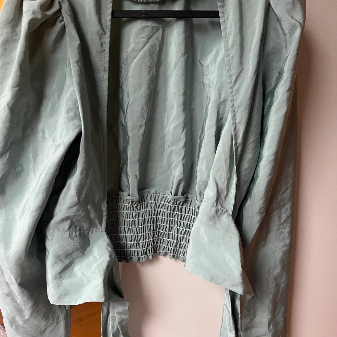 Fest topp med öppen rygg  - 90