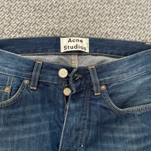 Acne studios jeans  - Feta jeans från acne studios utan några defekter. 