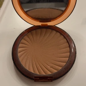 Bronzer  - Knappt använd 