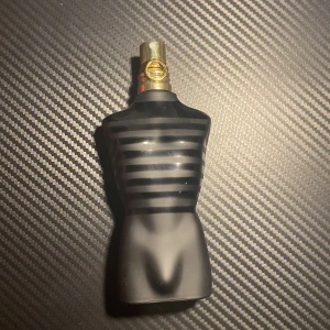 Jean paul gaultier - Jean paul: 90% kvar har för mkt parfymer, behöver pengar,  pris kan diskuteras🙌