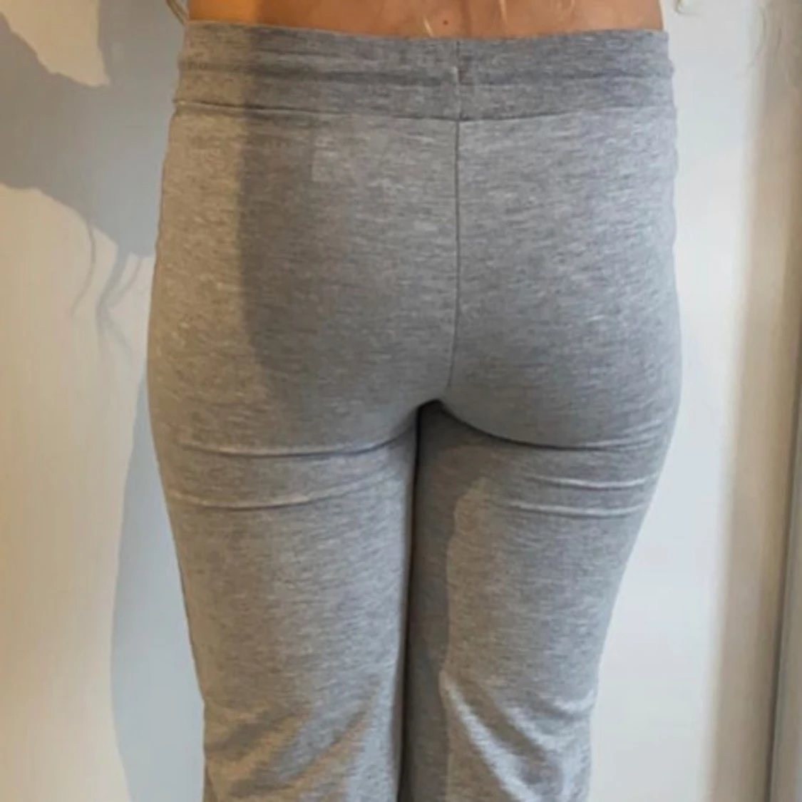 Grå mjukisbyxor - 90