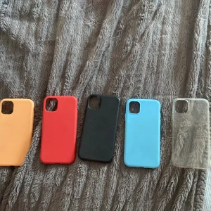 iPhone 11 skal - Säljer alla skal för 50 spänn! Kööööp