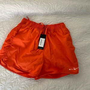 Sail Racing Badshorts - Säljer min oanvända badshorts. Köpta från Johnells.