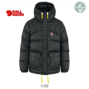 Fjällräven jacka! - Säljer min jätte sköna o fina fjällräven jacka då jag köpt i fel storlek, Endast använd kanske 2 gånger kort i vintras Strl XXS herr❤️