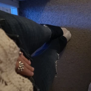 Lågmidjade jeans  - Såå snygga jeans som jag älskar men de har blivit för små, storlek 27/36!! 