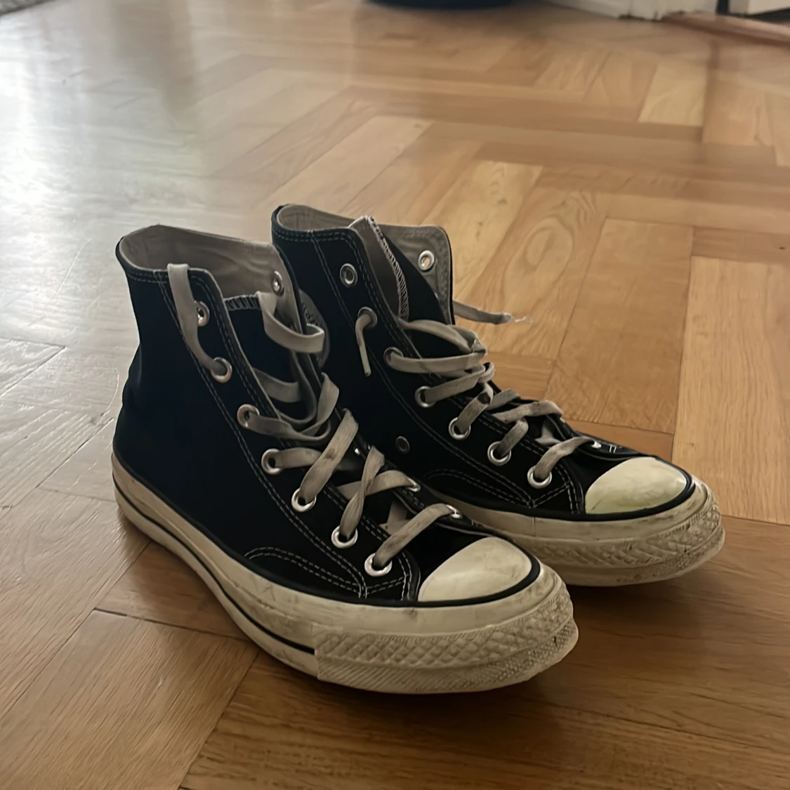 Svarta 70s converse