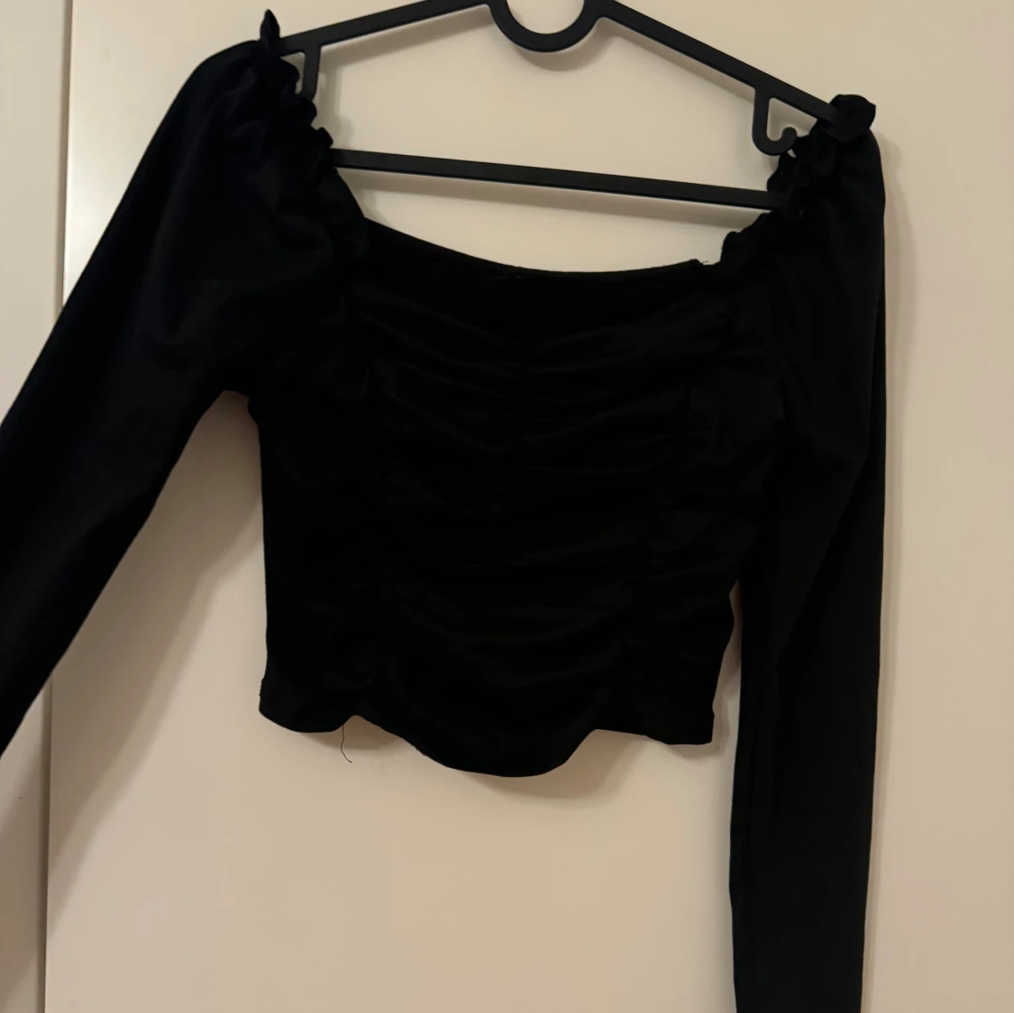 Fin elegant svart topp - 90