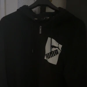 Puma Hoodie - puma hoodie Storlek ”M”