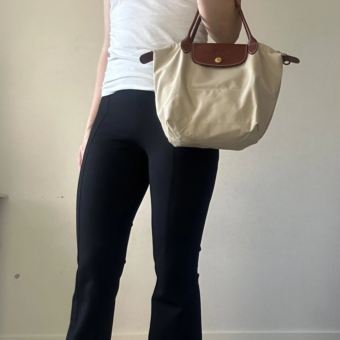Beige liten Longchamp väska  - 91