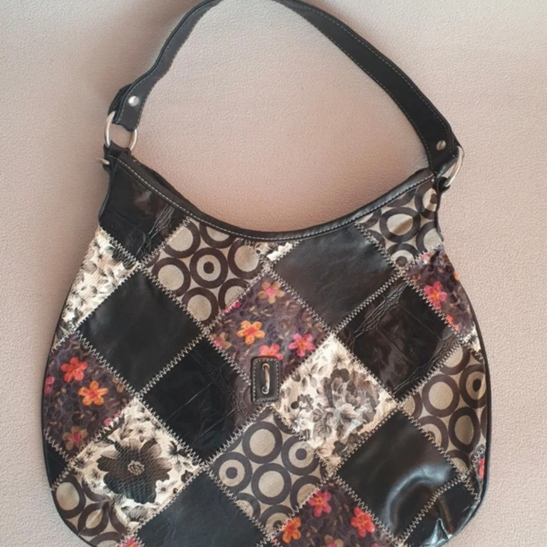 Hoboväska, bohoo bag svart röd - 91