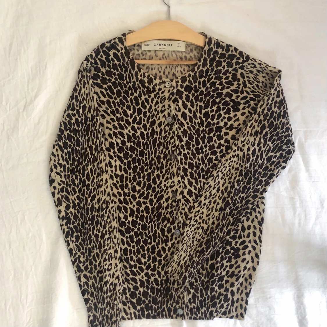 Leoparmönstrad kofta - 90