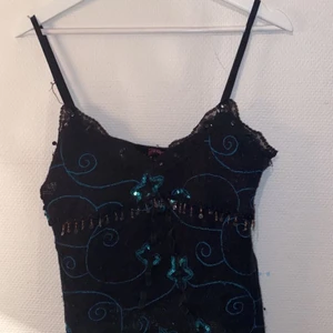 En snygg top från Charbell - En snygg top från Charbell, oanvänd och i storlek M