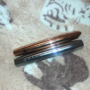 15kr - Båda 15kr + frakt 24kr helt nya 