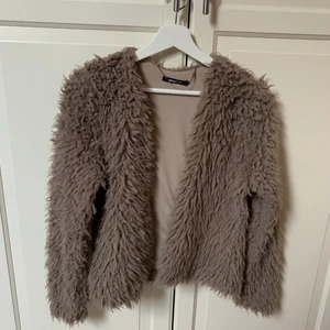 Jacka  - Jacka från gina, bra skick. 