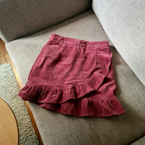 Manchesterkjol - Manchesterkjol från Bikbok, storlek M