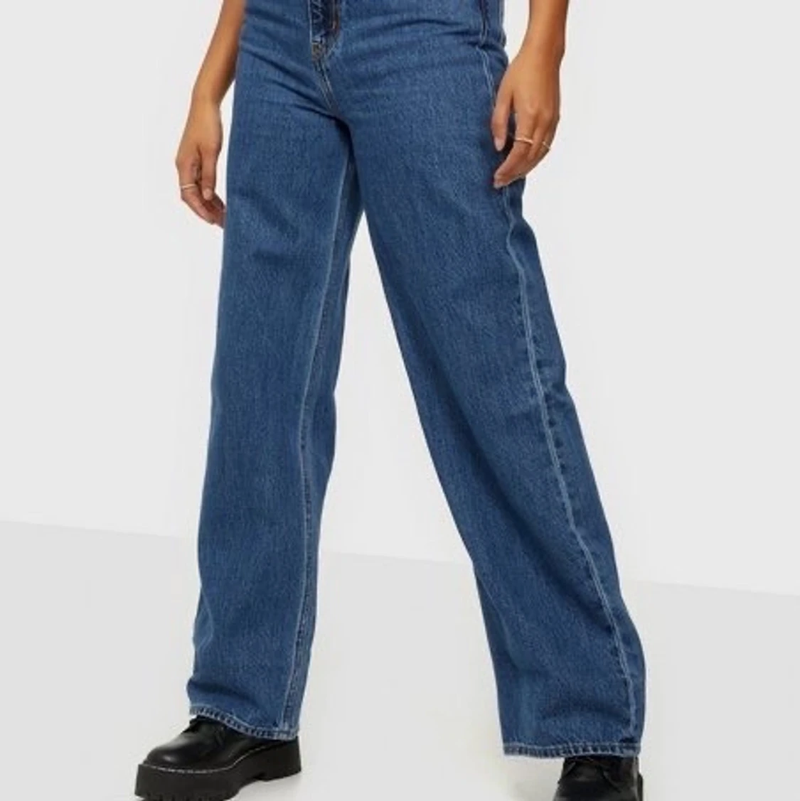 såå fina Levis jeans i modellen high and loose - 90