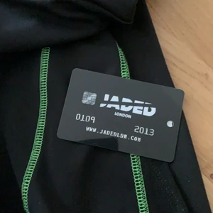 Jaded London Tights - Jaded London tights. Slutsålda på de flesta ställen. Helt oanvända (endast prövade, en gång). Säljs pga att de inte är min stil. De är storlek xs men sitter mest som ett s skulle jag säga.