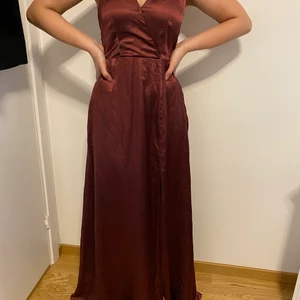 Balklänning fr Nelly - Superfin lång balklänning