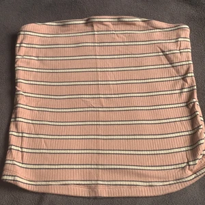 Top - Top från American Eagle, passar storlek S. Bekväm och mjuk.