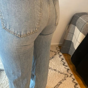 Vida jeans   - Gina tricot jeans- Idun storlek 36. Använda 1 gång!!! 