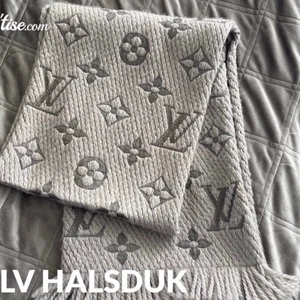 Lv halsduk  - Helt ny lv halsduk