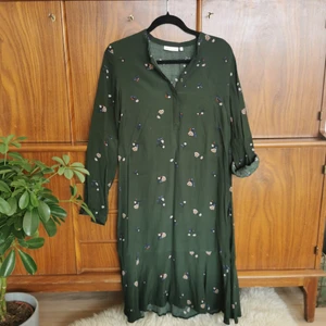 Grønn kjole - Passer xs-s