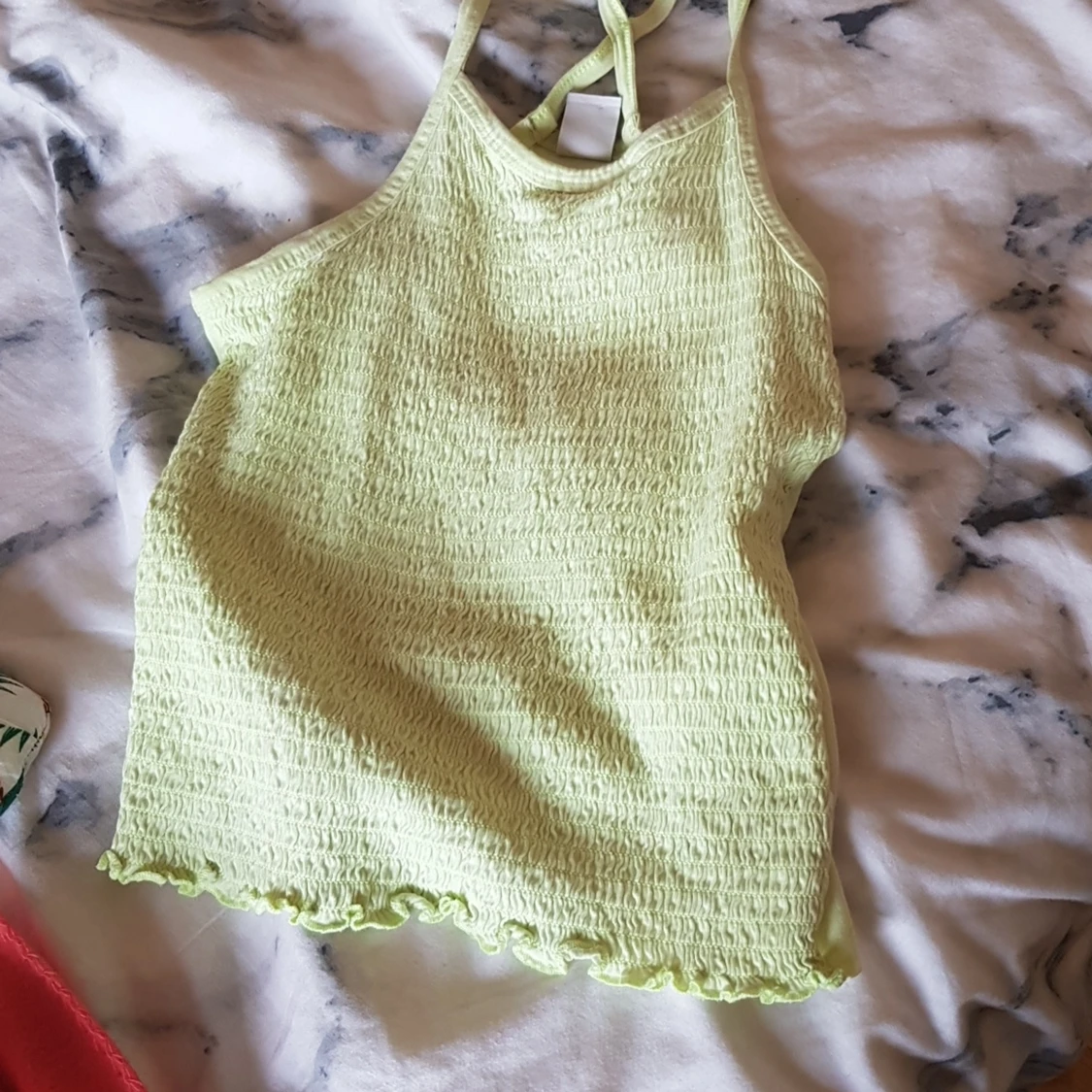 Ett gult neon linne  - 90