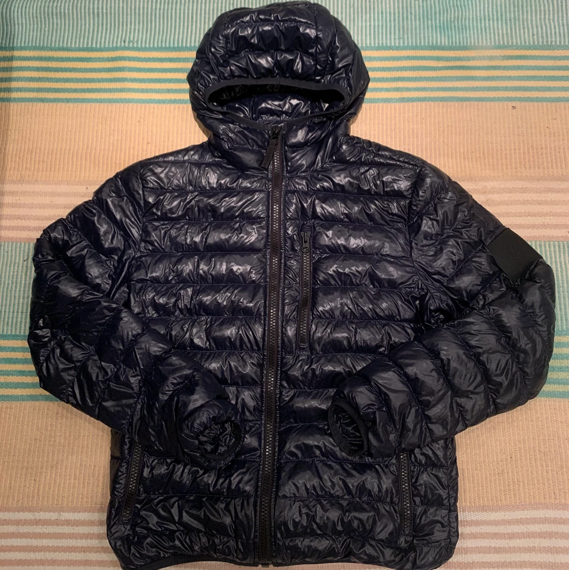 Peak performance mörkblå Dunjacka