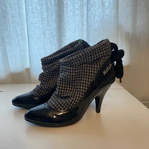 Stövletter - Killah - Boots/stövletter/klackskor från Killah. ⭐️⭐️