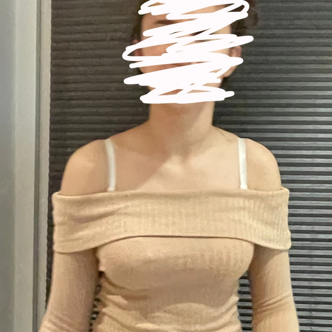 Säljer kläder jag ej använder längre 