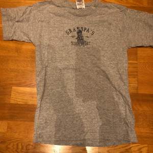 super söt t-shirt. liknar brandy melville. 