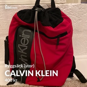 Calvin Klein väska  - Aldrig andvänt, FRAKT TILLKOMMER