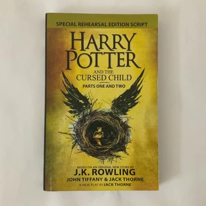 BOK Harry Potter JK Rowling Engelska - En jätterolig och spännande bästsäljare på engelska. ✨ nyskick ✨ ❗️ LIMITED EDITION ❗️ Bra present. Ställ gärna frågor eller för fler bilder! 