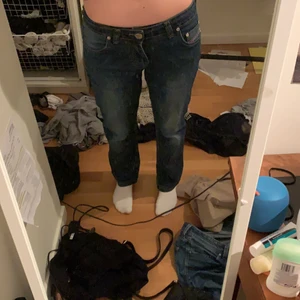Lågmidjade Diesel jeans - As coola lågmidjade jeans från diesel, som nya och väldigt bekväma. Jag är 172❤️