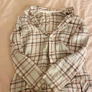 Pyamas  - En skön fin och mjuk pyamas överdel