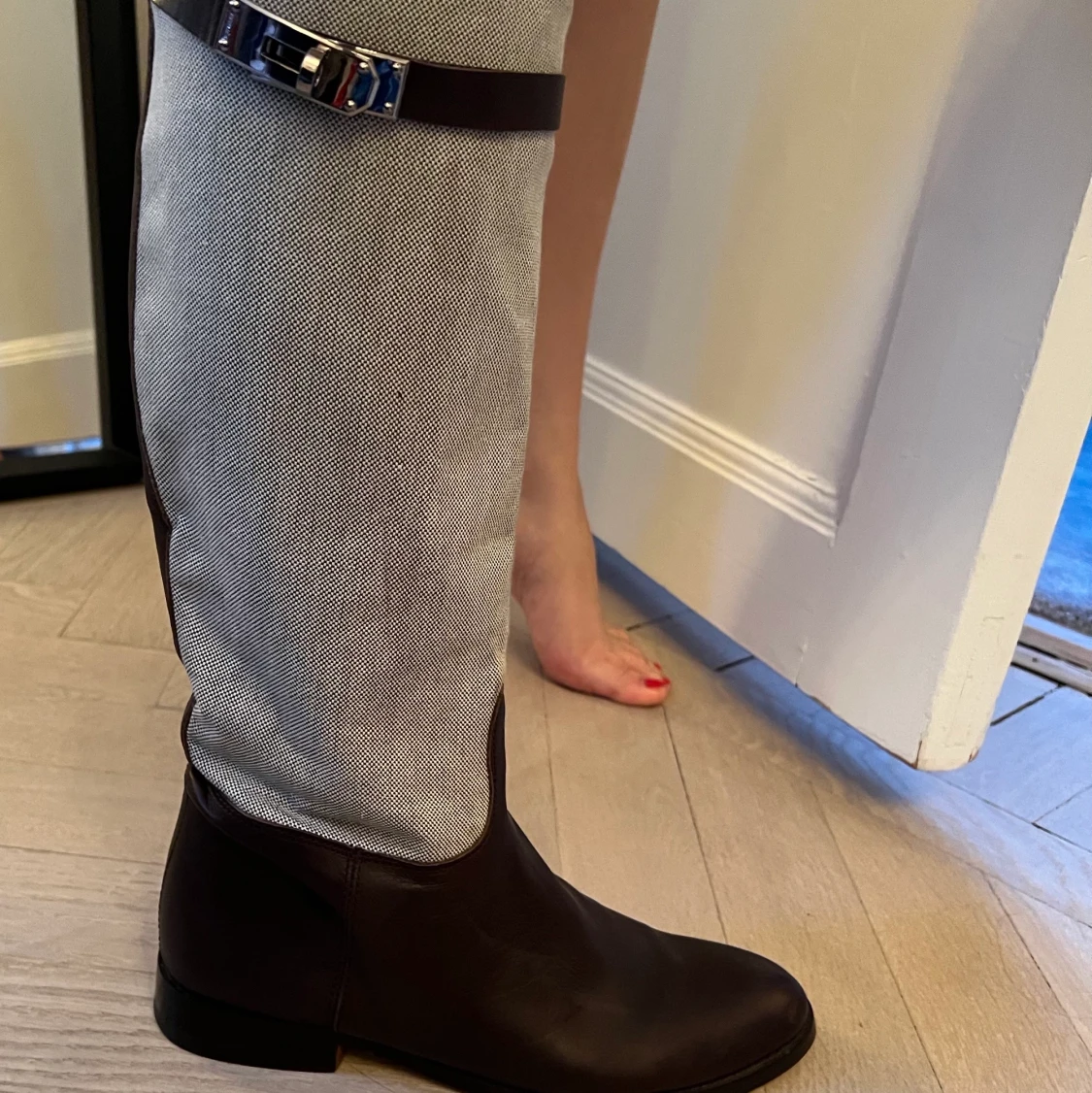 Stövlar i äkta läder  - 90