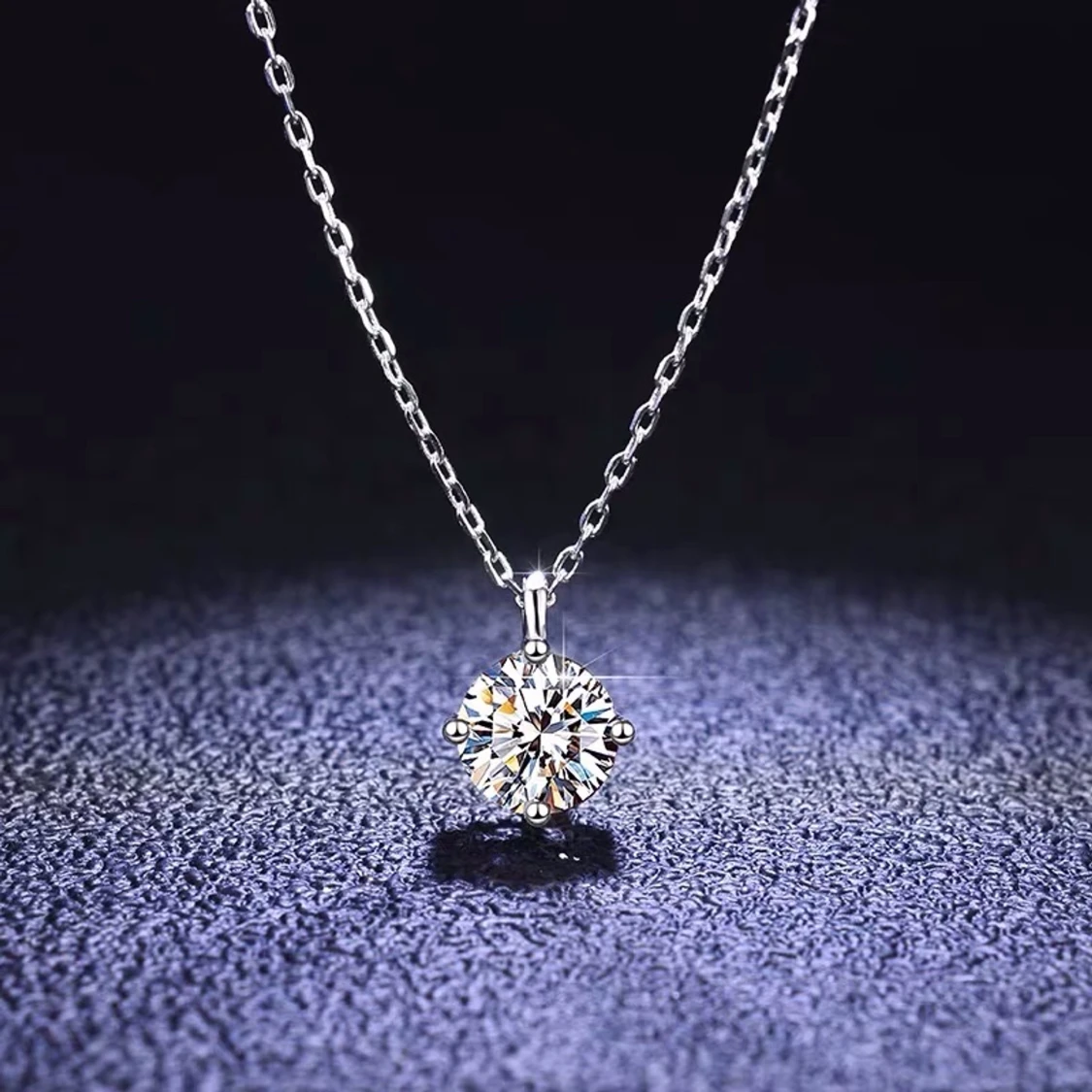 【helt ny】Moissanite necklace silver