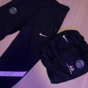 Selger psg, brukt 4-5 ganger. - Den er i st XL i barn, passer Xs i voksen. Kan brukes av begge kjønn.