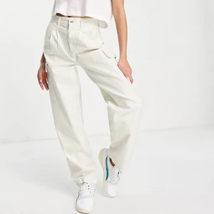 Vita Cargobyxor - Aldrig använda, från asos design. Strlk 38, ev. Något litet i storleken. Inköpta för 349. Säljes för 200kr