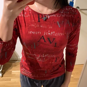 Cool topp - Super fin topp från humana, sällan använd med fint tryck på💕