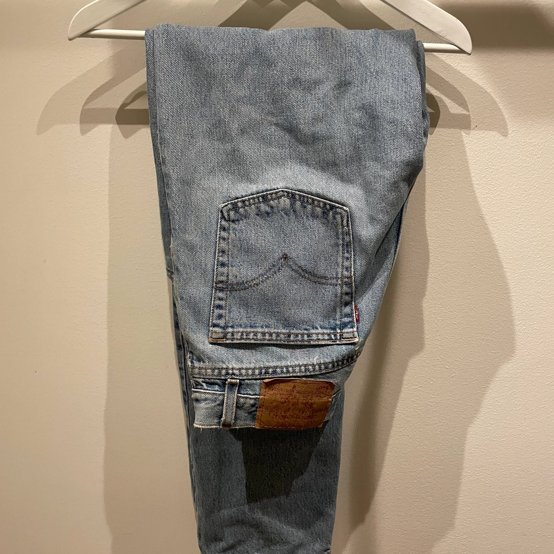 Skitsnygga Levis jeans - 90