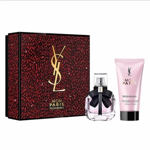 Mon Paris Gift Set - YSL - Säljer ett presentkit från Yves Saint Laurent som ser nytt och oanvänt ut. Fick den men doften passade inte mig och därför är parfymen bara testad, parfymen är 30ml och krämen 50ml. Nypris ligger mellan 500-600kr. 