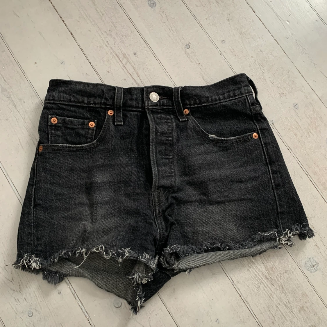 Levis jeansshorts W24 svarta - 90