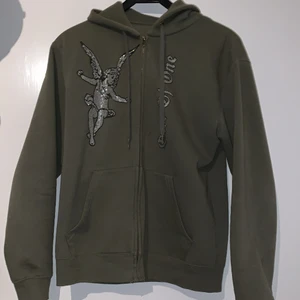 One of one zip hoodie  - One of one zip hoodie, strl S. Alla kristaller finns kvar!