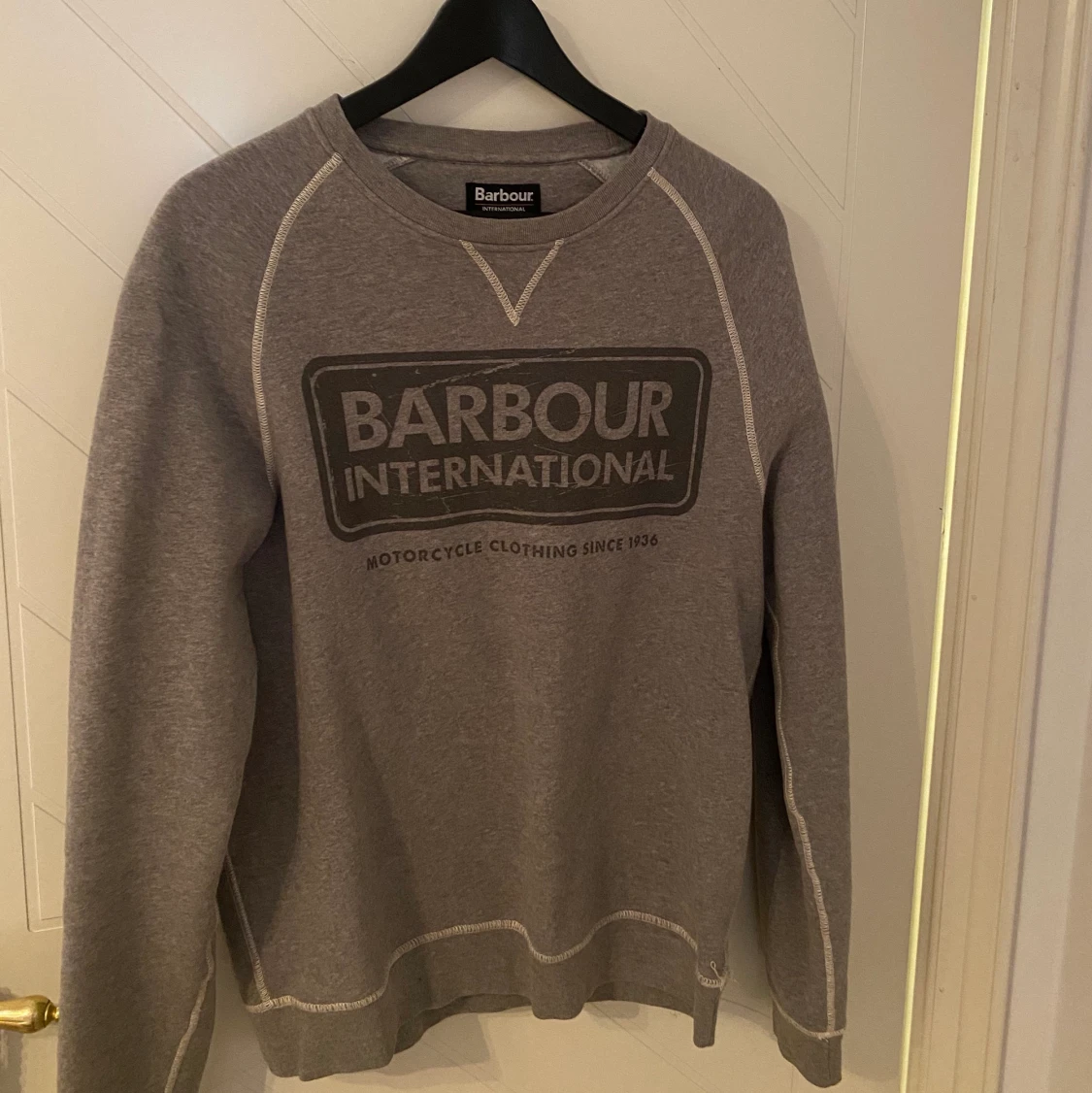 Grå fin Barbour sweater - 90