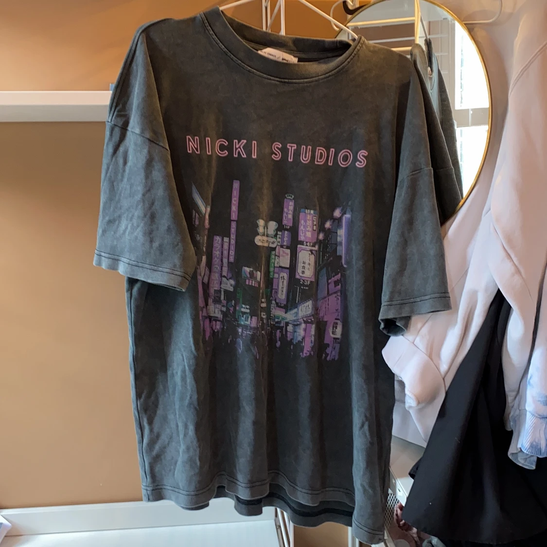 Nicki studios x Gina Tricot T-shirt 