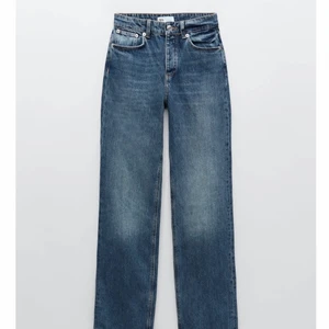Jeans - High Rise full length jeans från Zara😋 köpta för 399kr