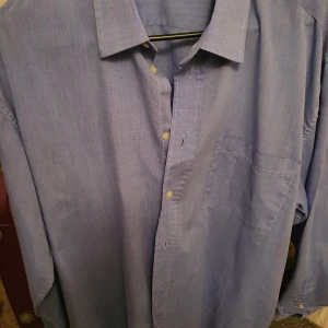 Skjorta - Nästan ny